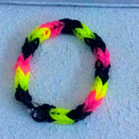 Polyband braclet - Picture 2 of 2
